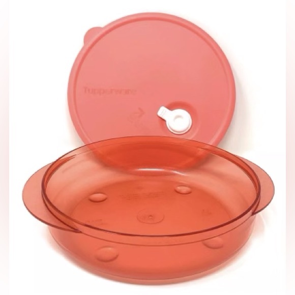 Tupperware Vent N Serve Freezer Microwave 3 1/4 Cups Large Round Red New - Picture 1 of 4